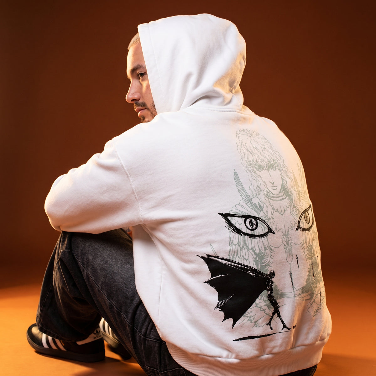 GRIFFITH (THE WHITE FALCON) / HOODIE