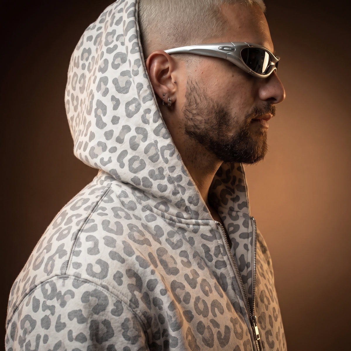 LEOPARD ZIP UP - LIGHT GRAY